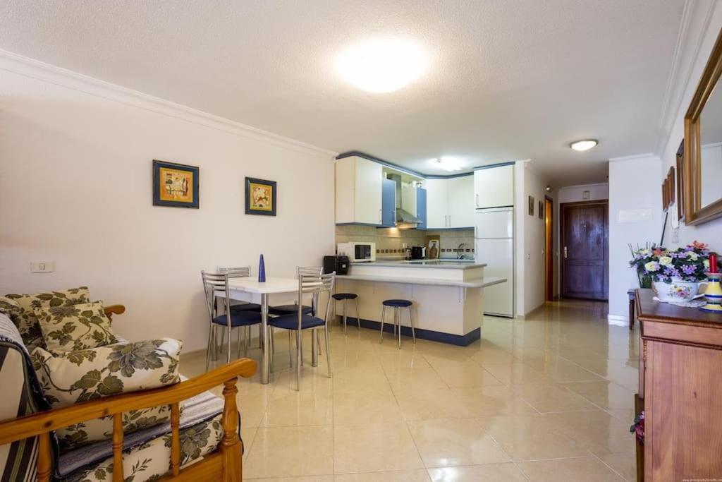 First Line Beach Apartment Puerto de la Cruz  Eksteriør billede